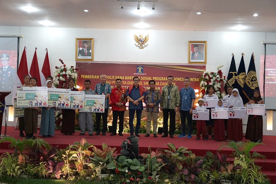 9fda5f3f-cbf0-414d-9edd-44c7b0293842-1.jpg